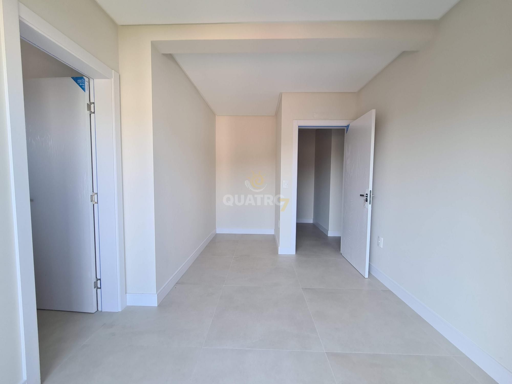 Apartamento à venda com 3 quartos, 209m² - Foto 10