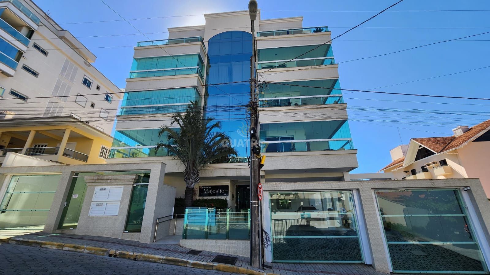 Apartamento à venda  no Bombas - Bombinhas, SC. Imóveis