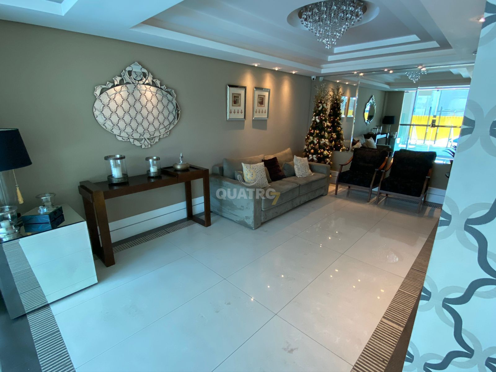 Apartamento com 3 Dormitórios à venda, 108 m² por R$ 1.890.000,00 Apartamento com 3 Dormitórios à venda, 108 m² por R$ 1.890.000,00