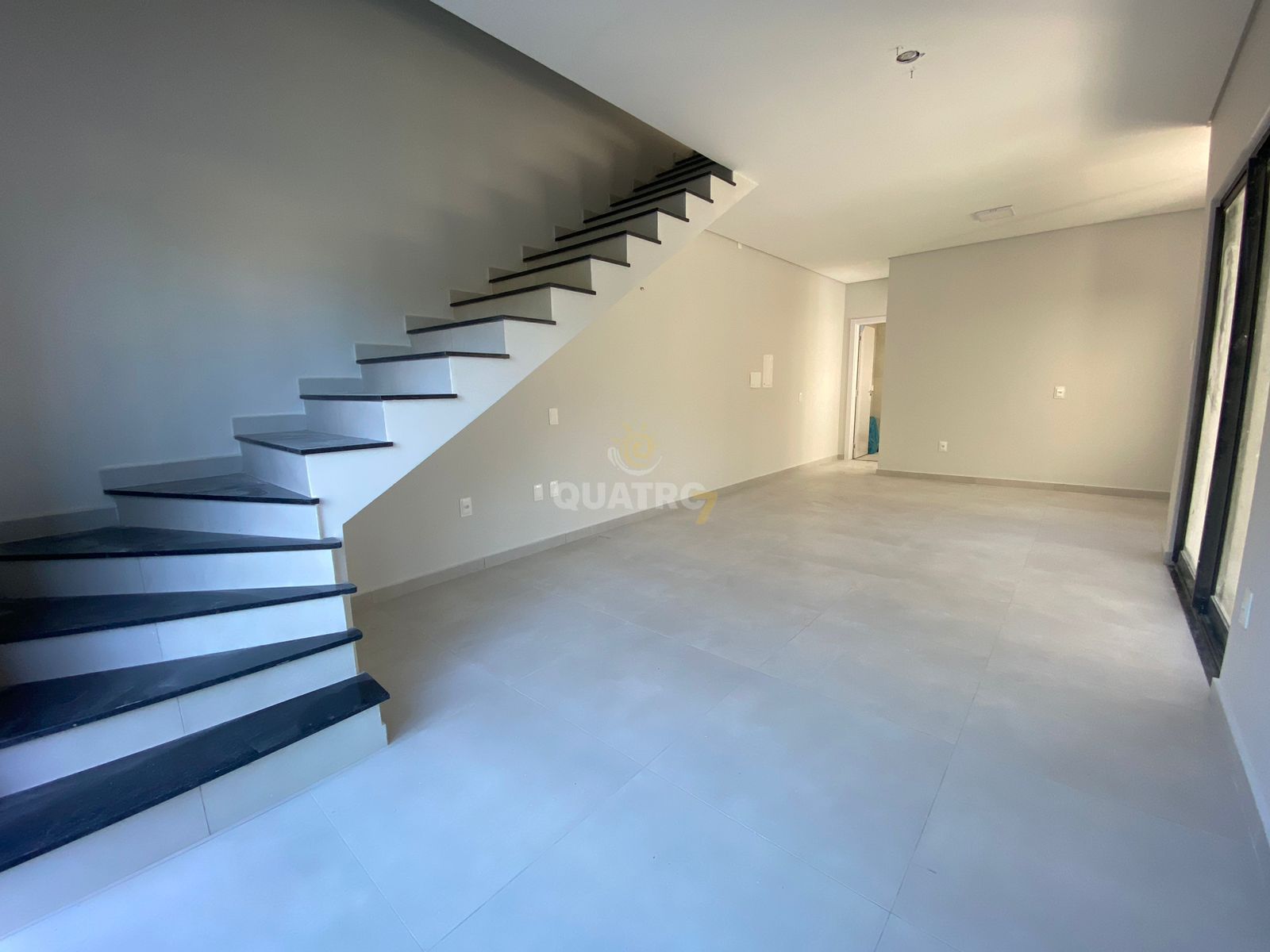 Sobrado à venda com 3 quartos, 110m² - Foto 7
