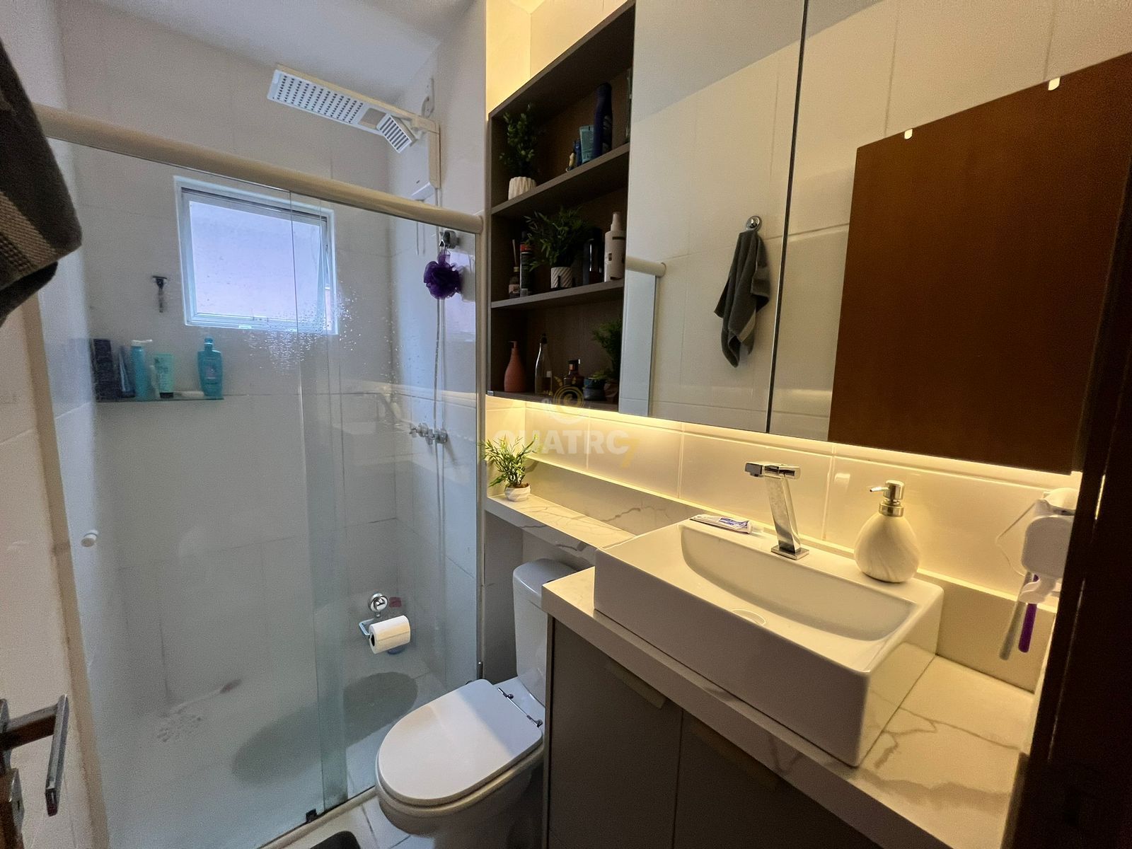 Apartamento à venda com 2 quartos, 60m² - Foto 25