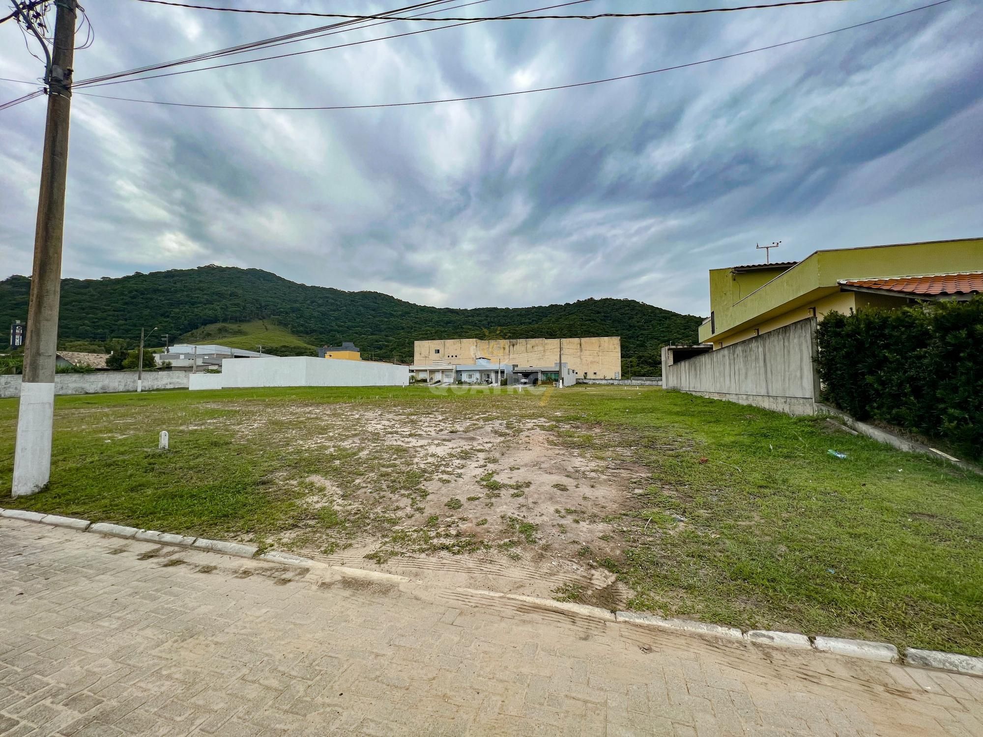 Terreno/Lote  venda  no Sertozinho - Bombinhas, SC. Imveis