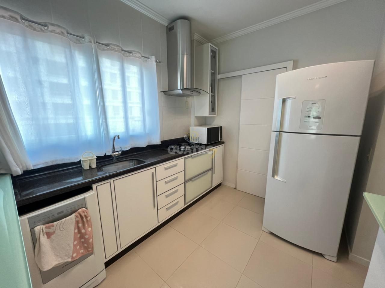 Apartamento à venda com 3 quartos, 108m² - Foto 10