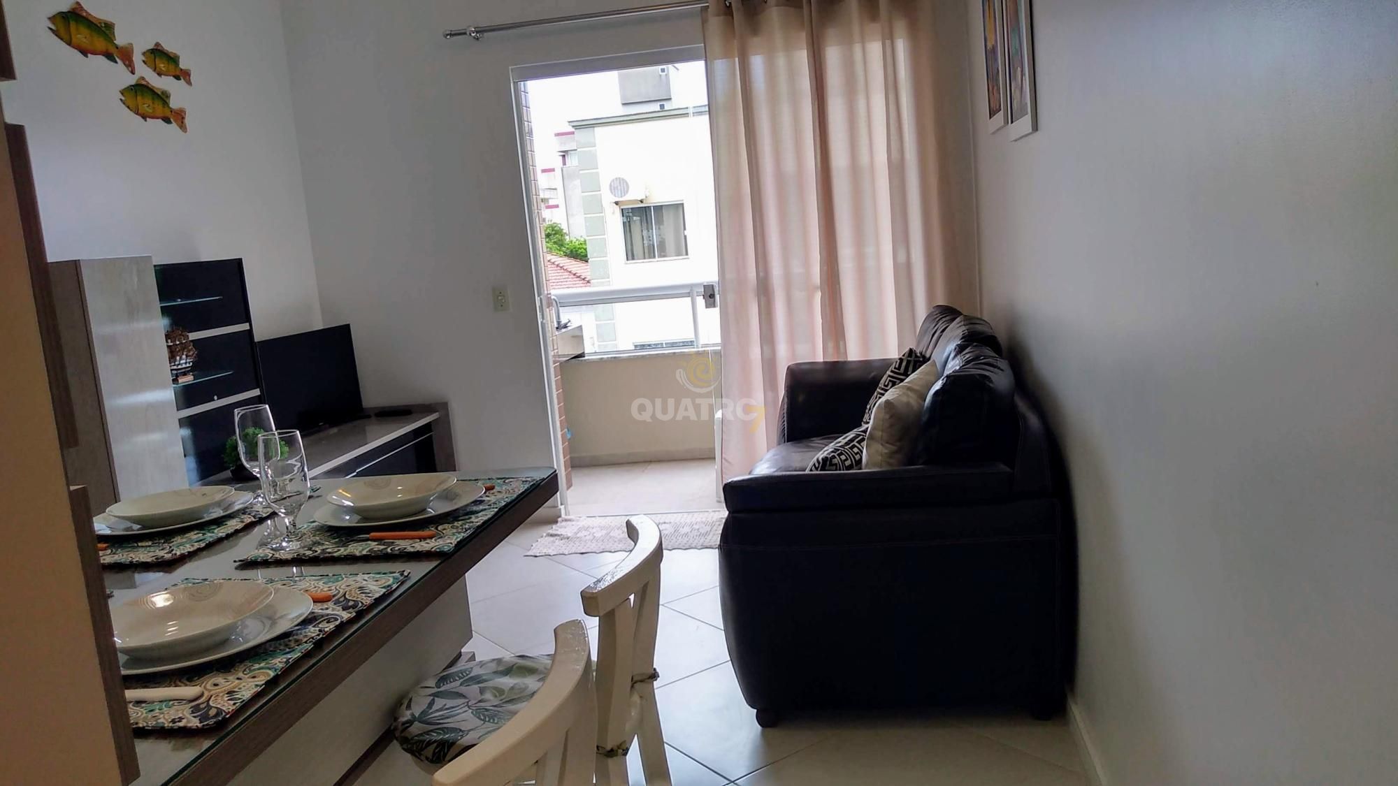 Apartamento à venda com 2 quartos, 70m² - Foto 5