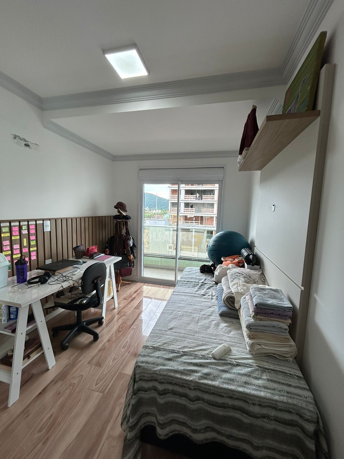 Apartamento à venda com 2 quartos, 75m² - Foto 23