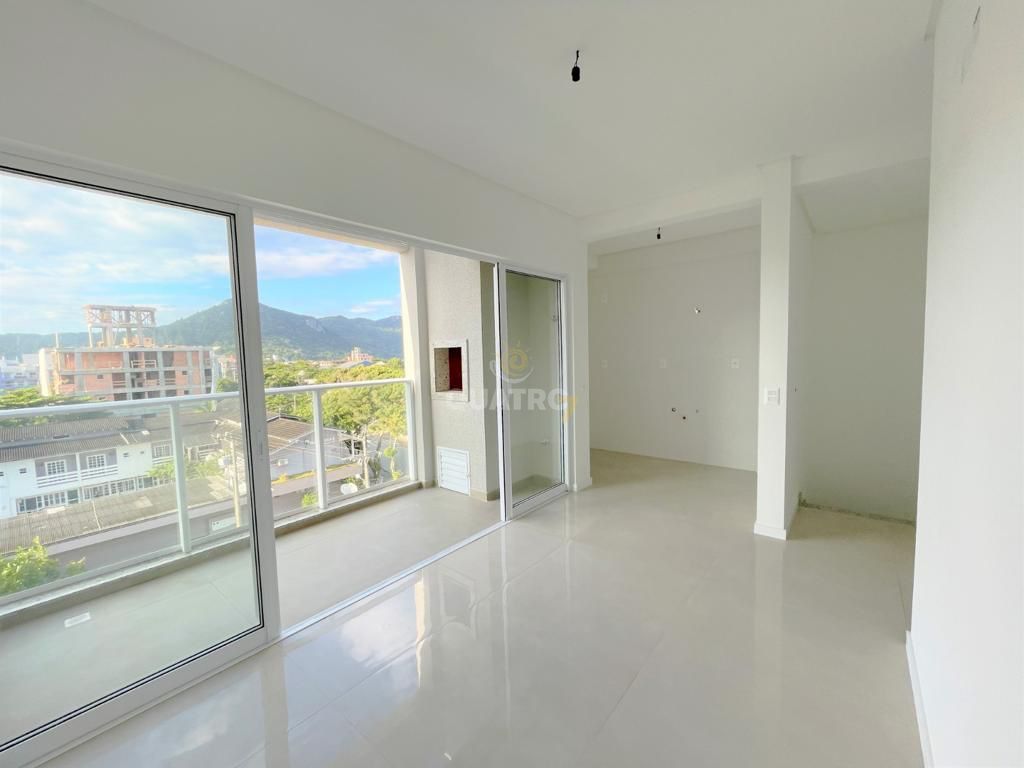 Apartamento à venda com 2 quartos, 82m² - Foto 4