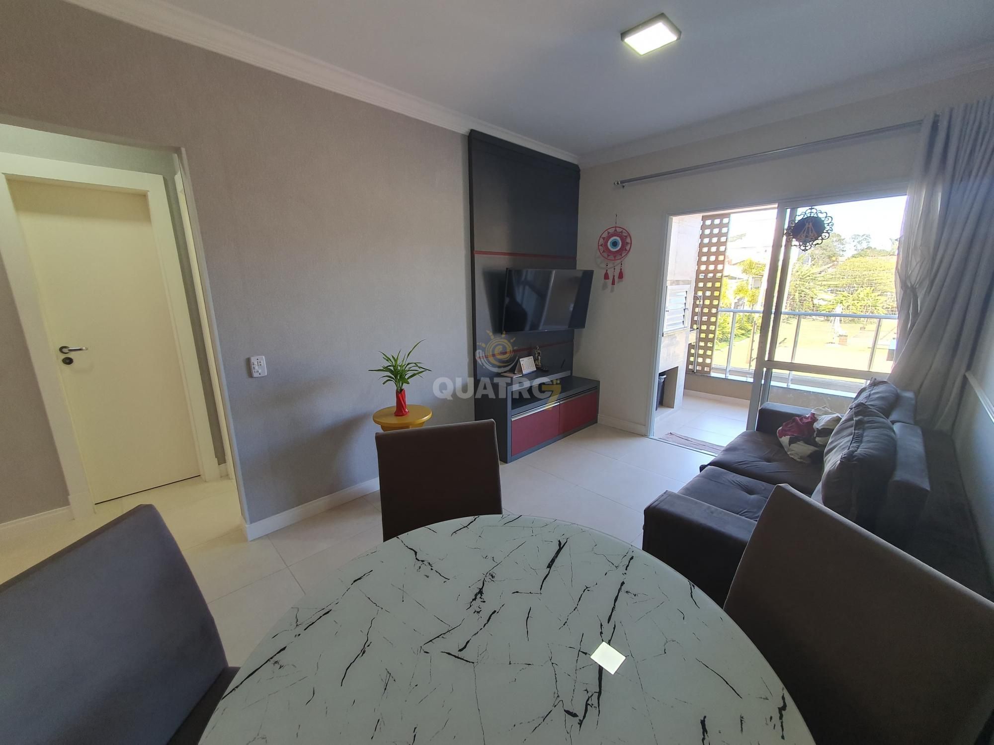 Apartamento à venda com 2 quartos, 70m² - Foto 3