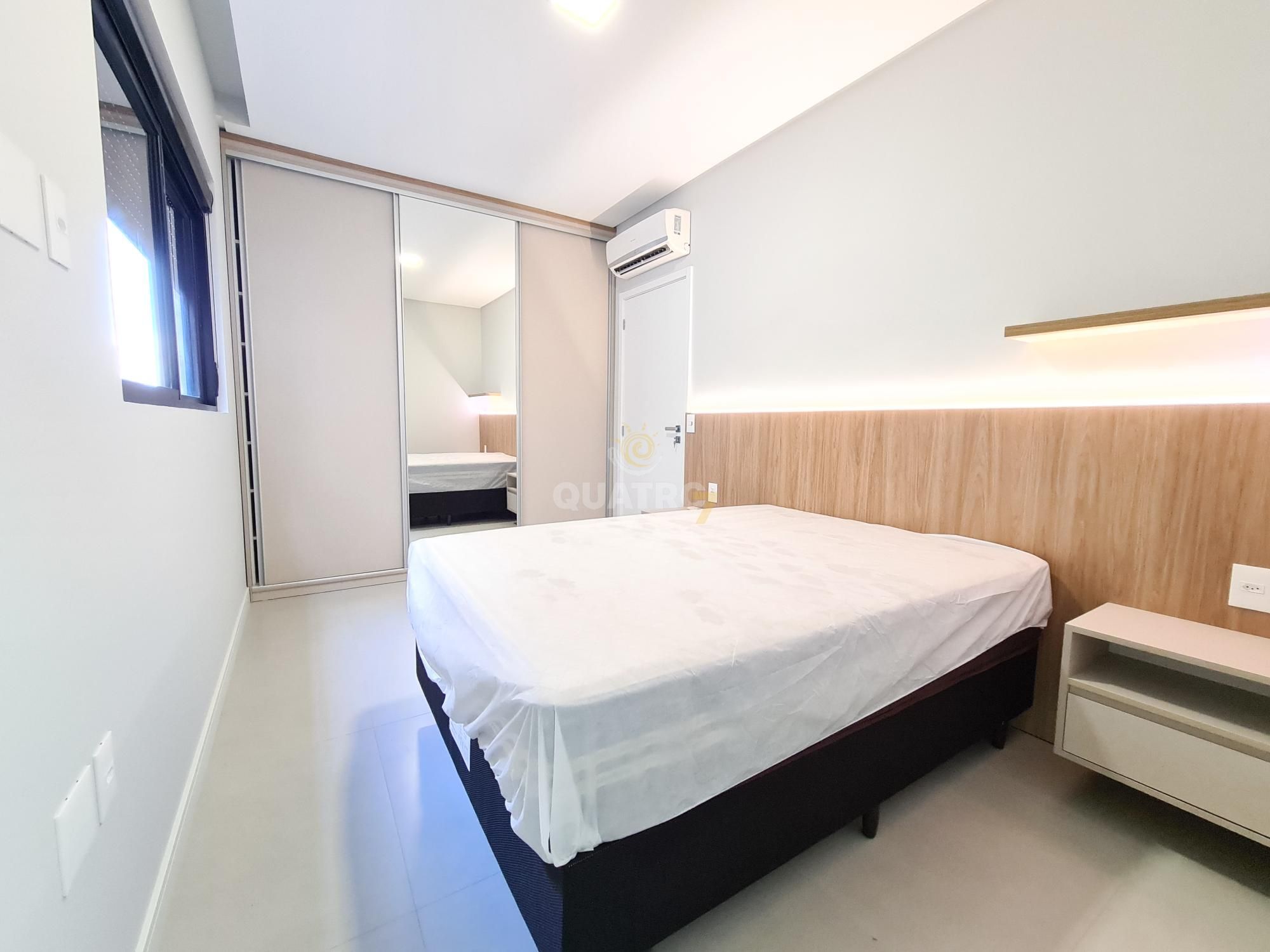 Apartamento à venda com 2 quartos, 75m² - Foto 11