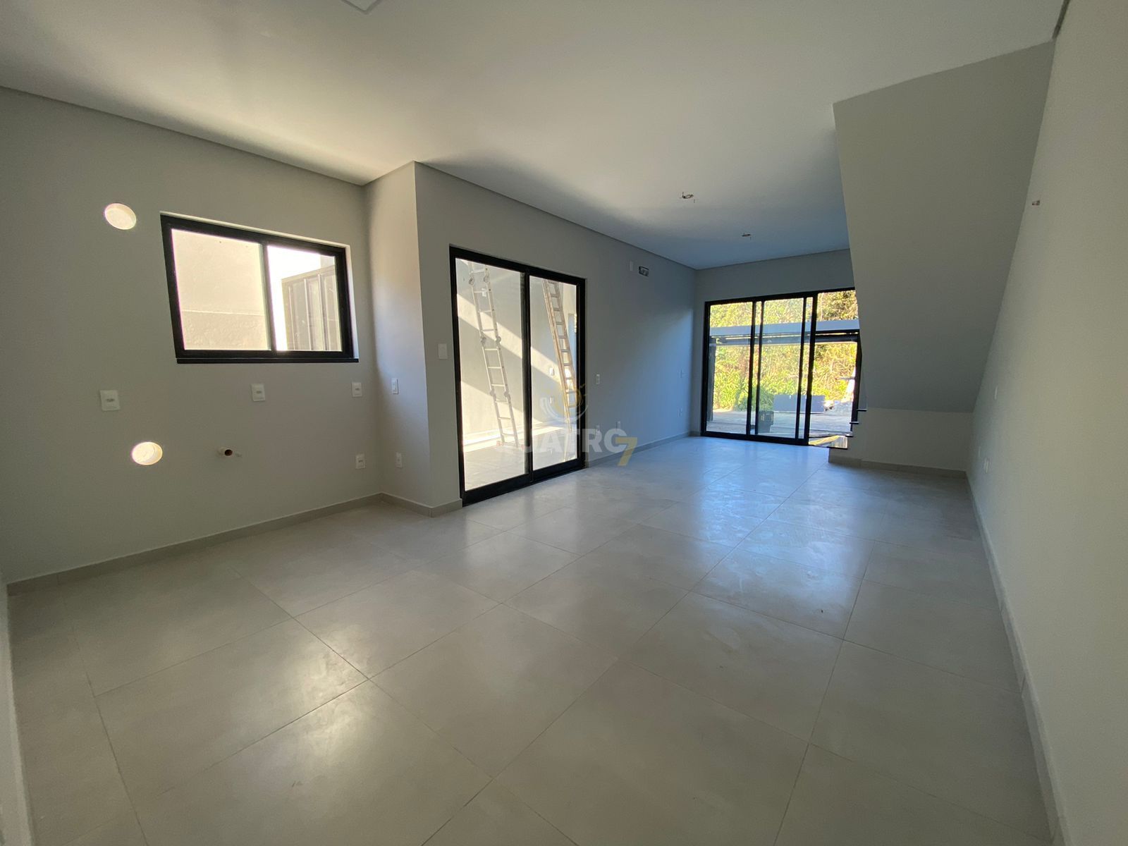 Sobrado à venda com 3 quartos, 110m² - Foto 8