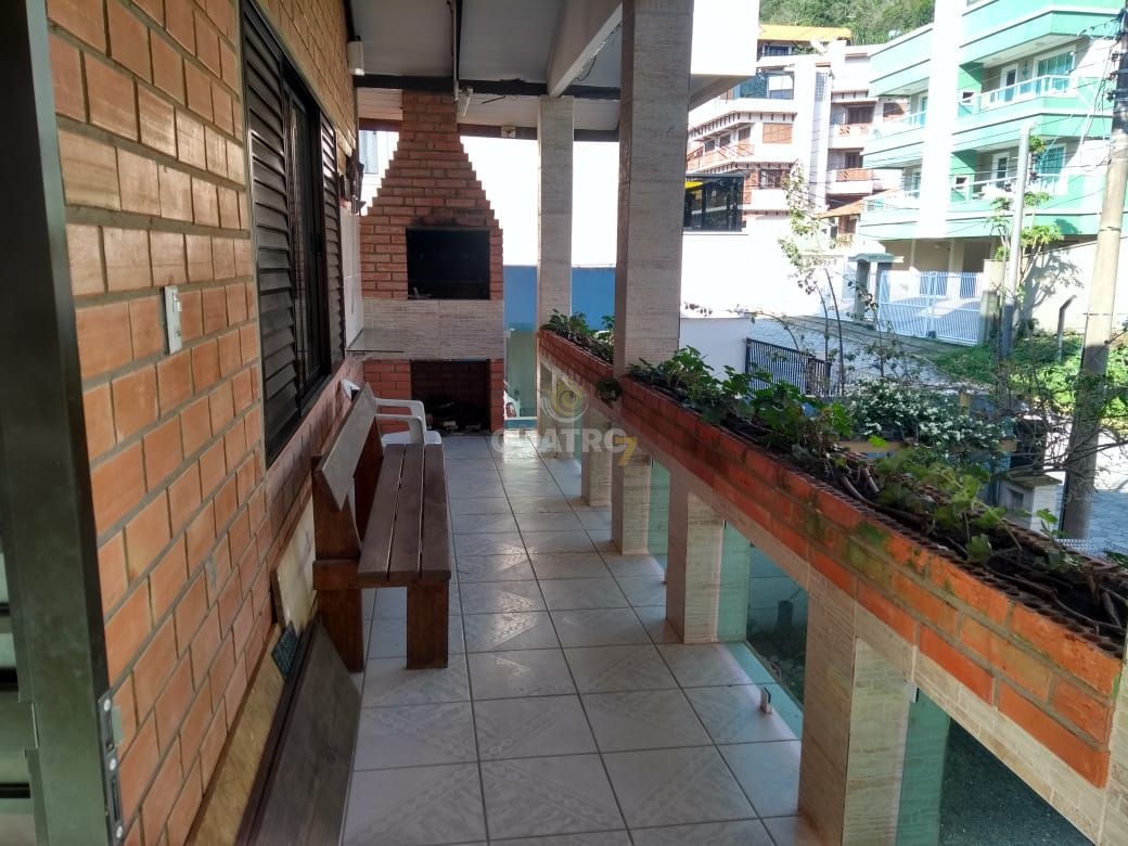 Prédio comercial/residencial à venda  no Centro - Bombinhas, SC. Imóveis