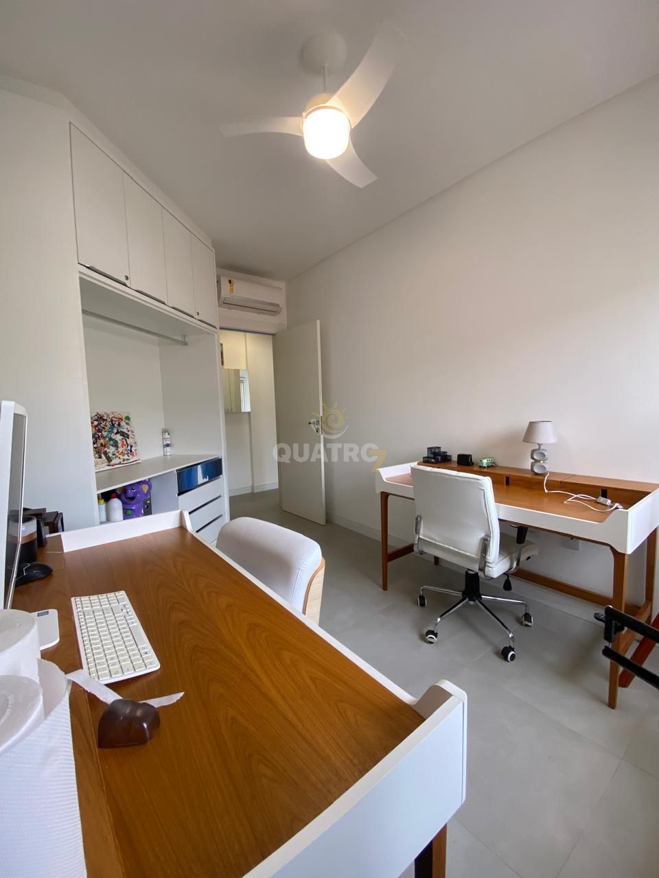 Apartamento à venda com 3 quartos, 96m² - Foto 12