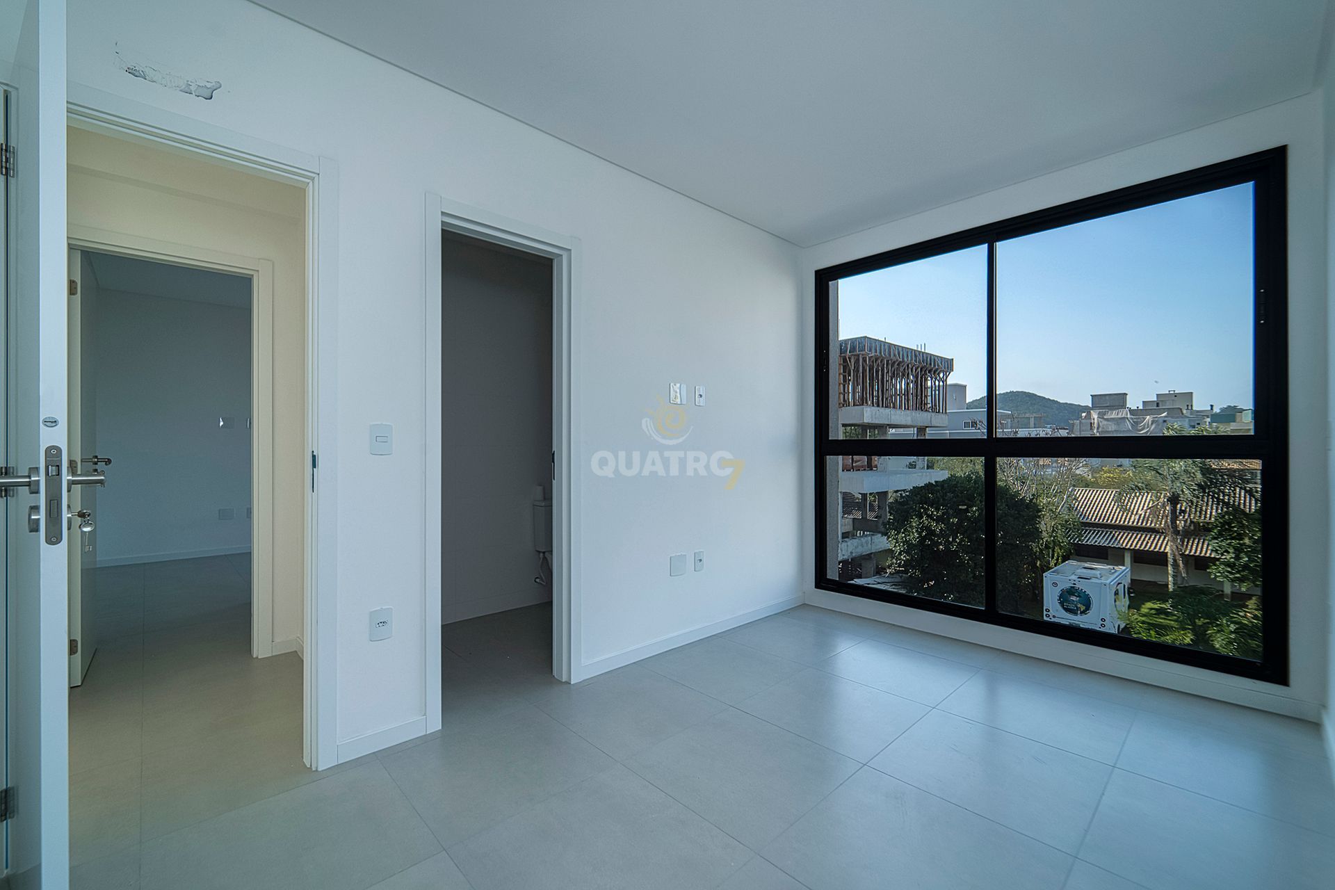 Apartamento à venda com 2 quartos, 77m² - Foto 18