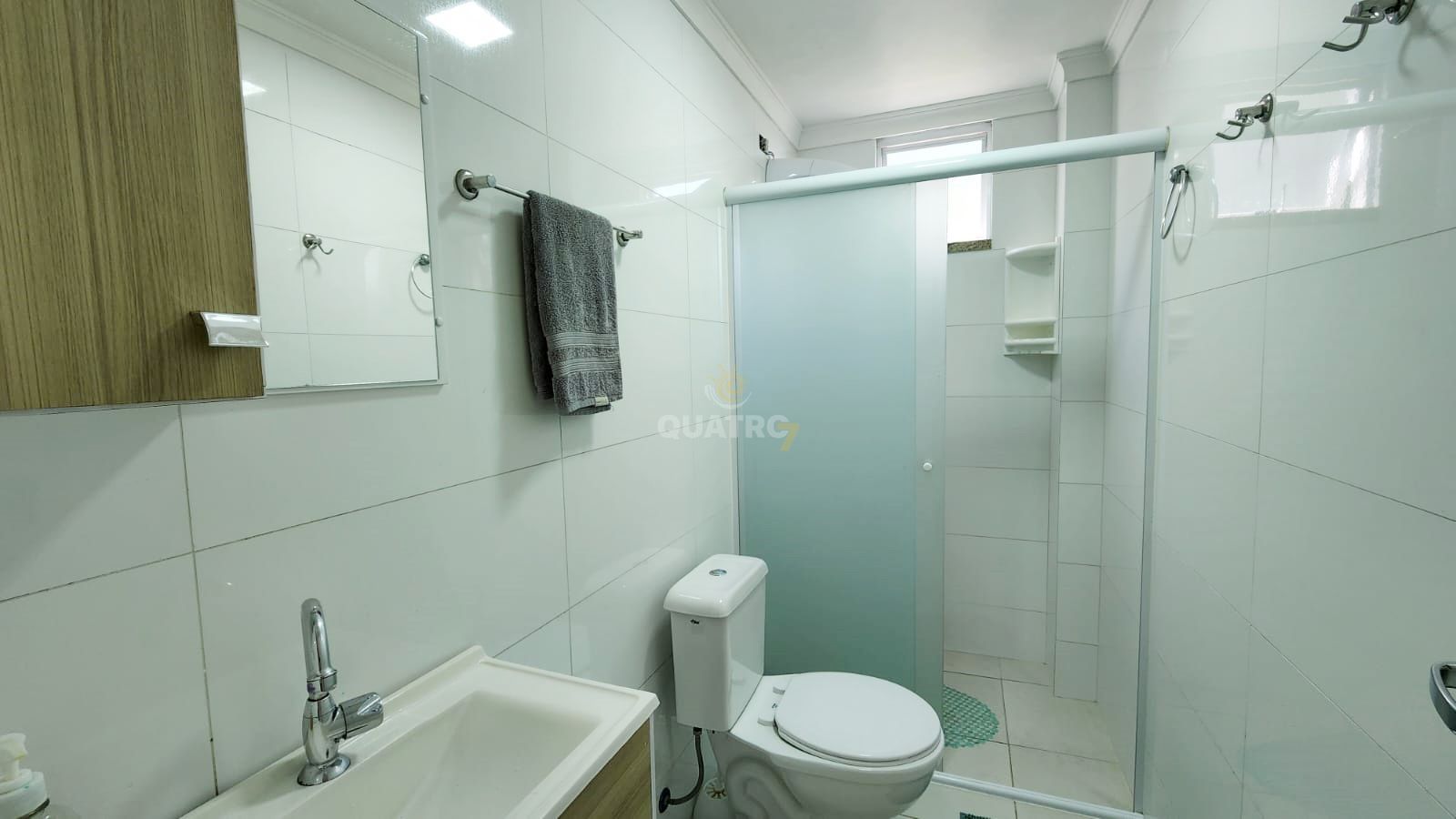 Apartamento à venda com 2 quartos, 75m² - Foto 12