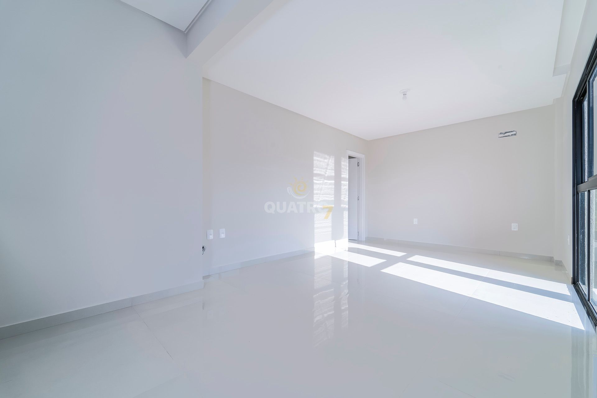 Apartamento à venda com 2 quartos, 70m² - Foto 23