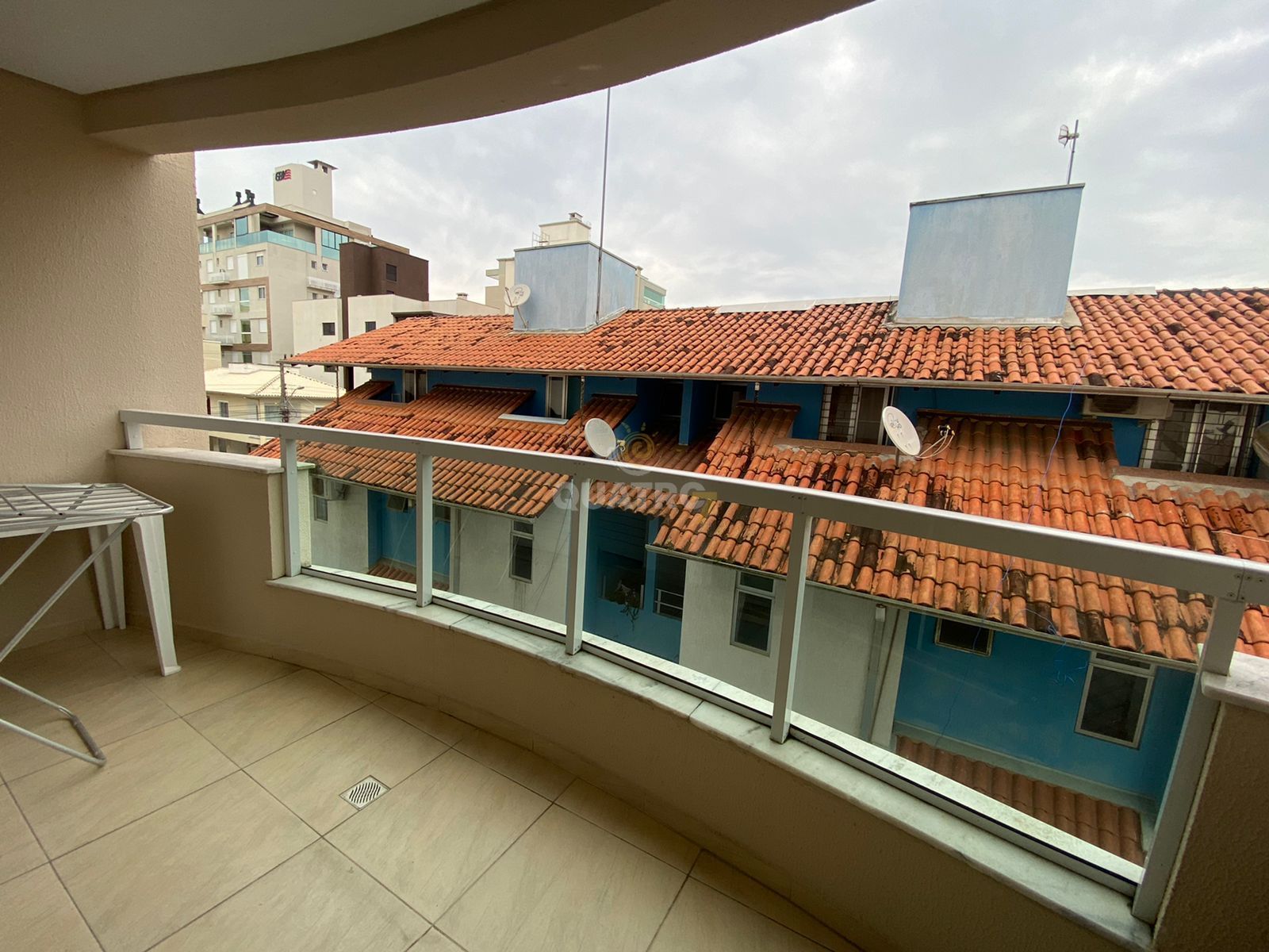 Apartamento à venda com 2 quartos, 75m² - Foto 13