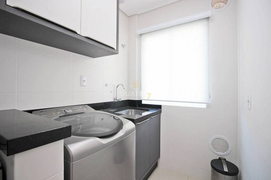 Apartamento à venda com 2 quartos, 70m² - Foto 14