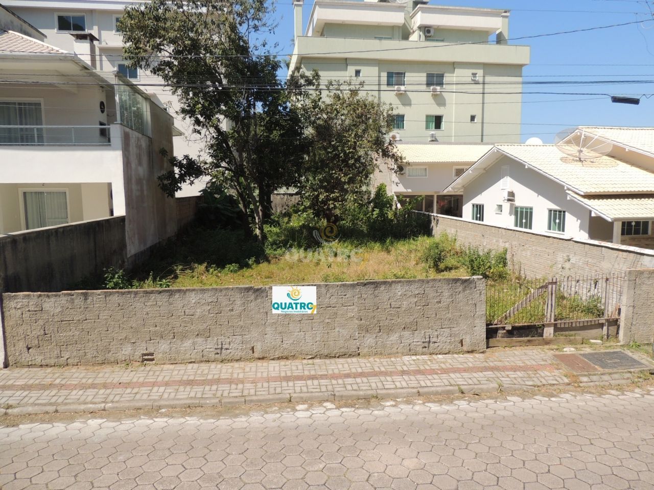 Terreno/Lote  venda  no Bombas - Bombinhas, SC. Imveis