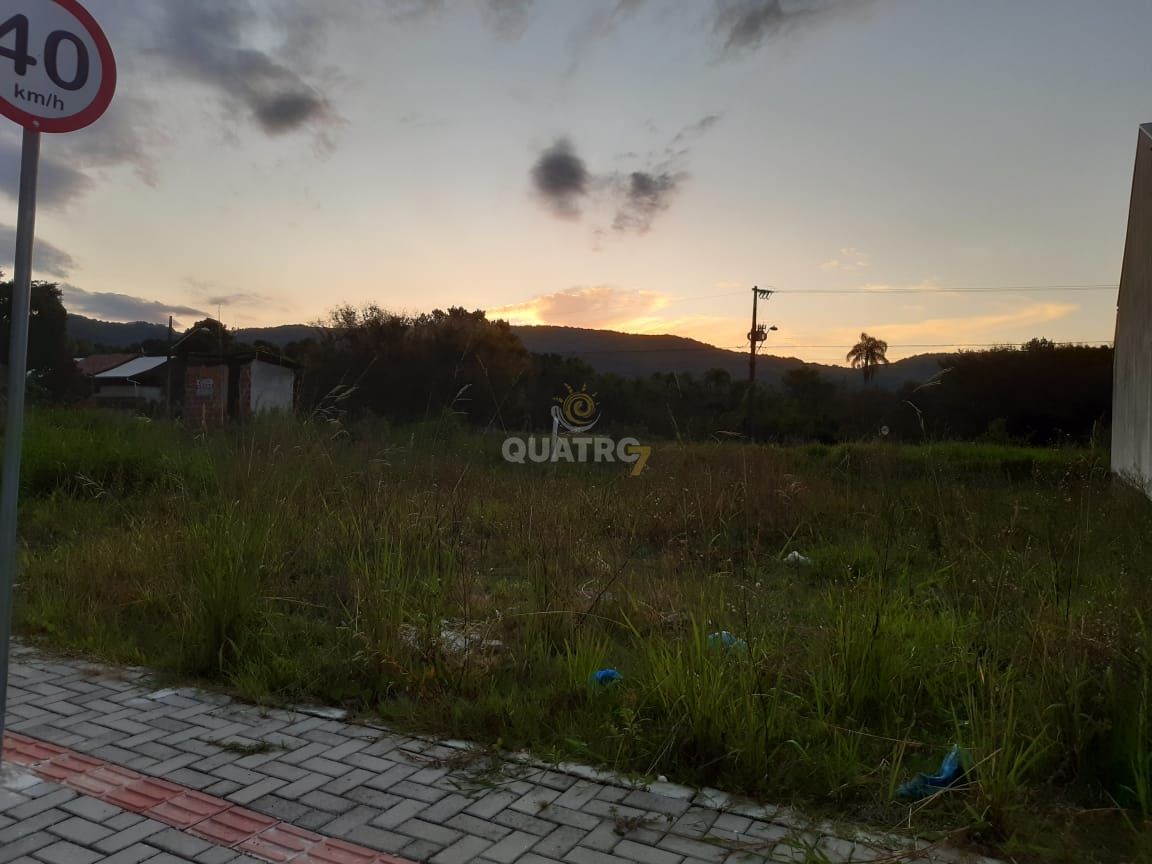 Terreno à venda, 258m² - Foto 1