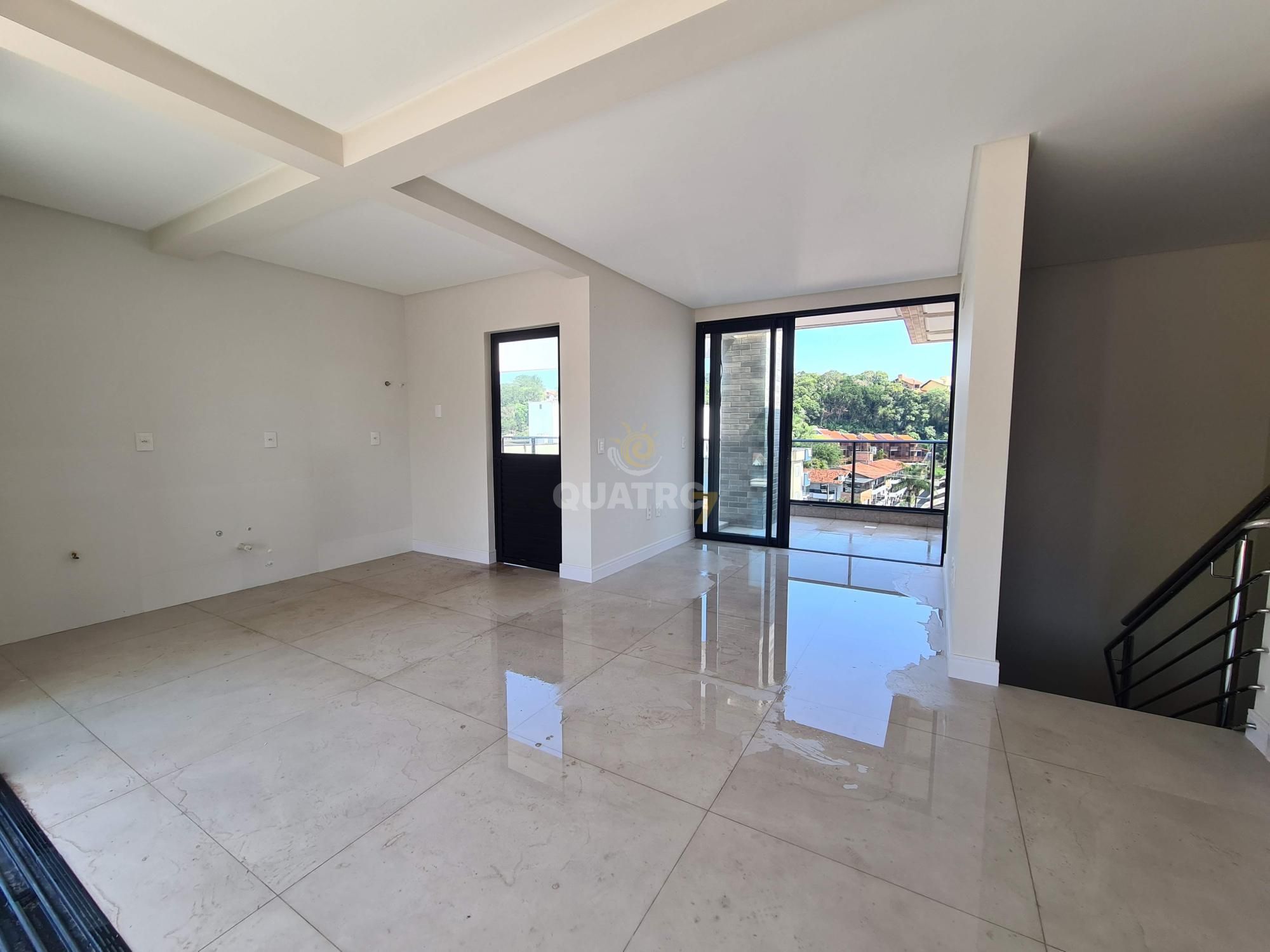 Apartamento à venda com 3 quartos, 209m² - Foto 4