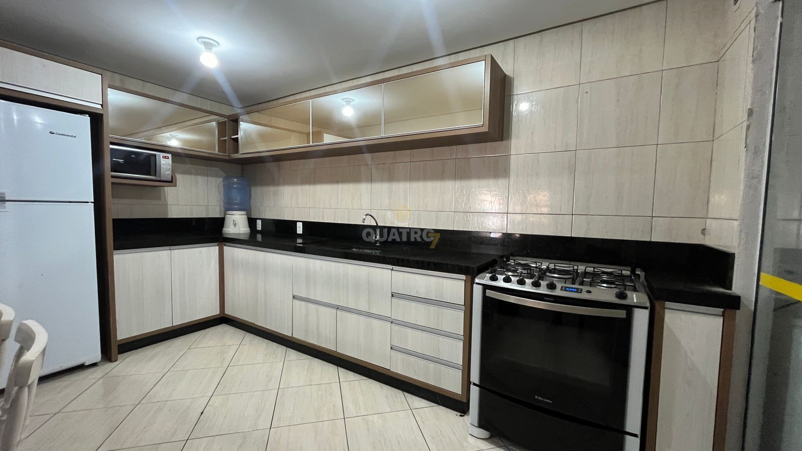 Apartamento à venda com 2 quartos, 96m² - Foto 8