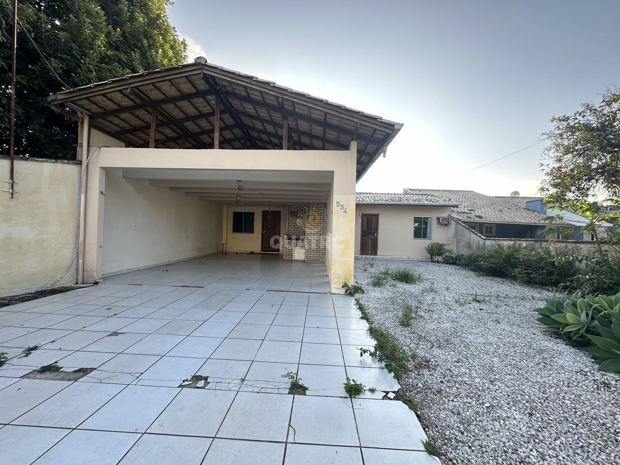 Casa  venda  no Z Amndio - Bombinhas, SC. Imveis