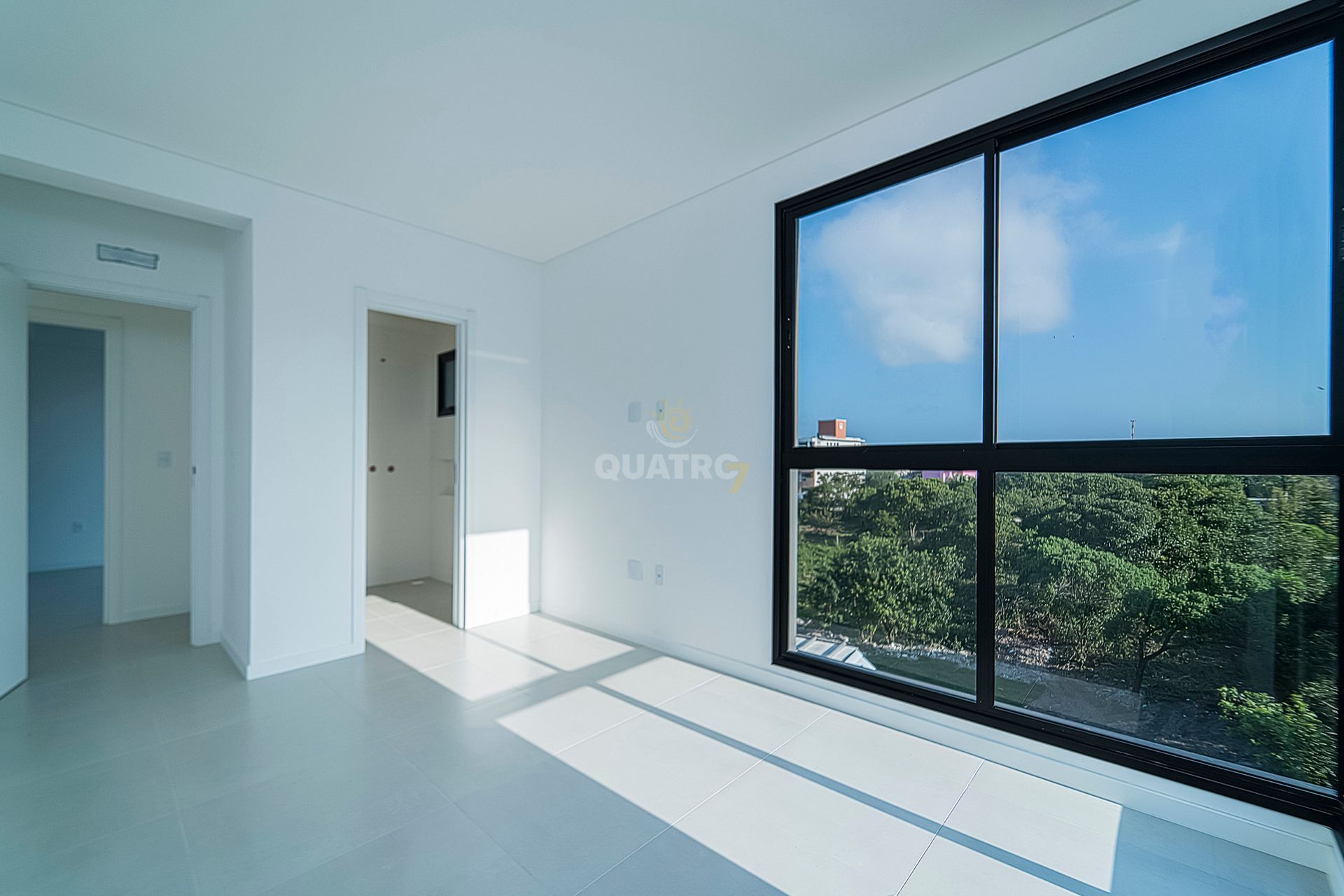 Apartamento à venda com 2 quartos, 77m² - Foto 25