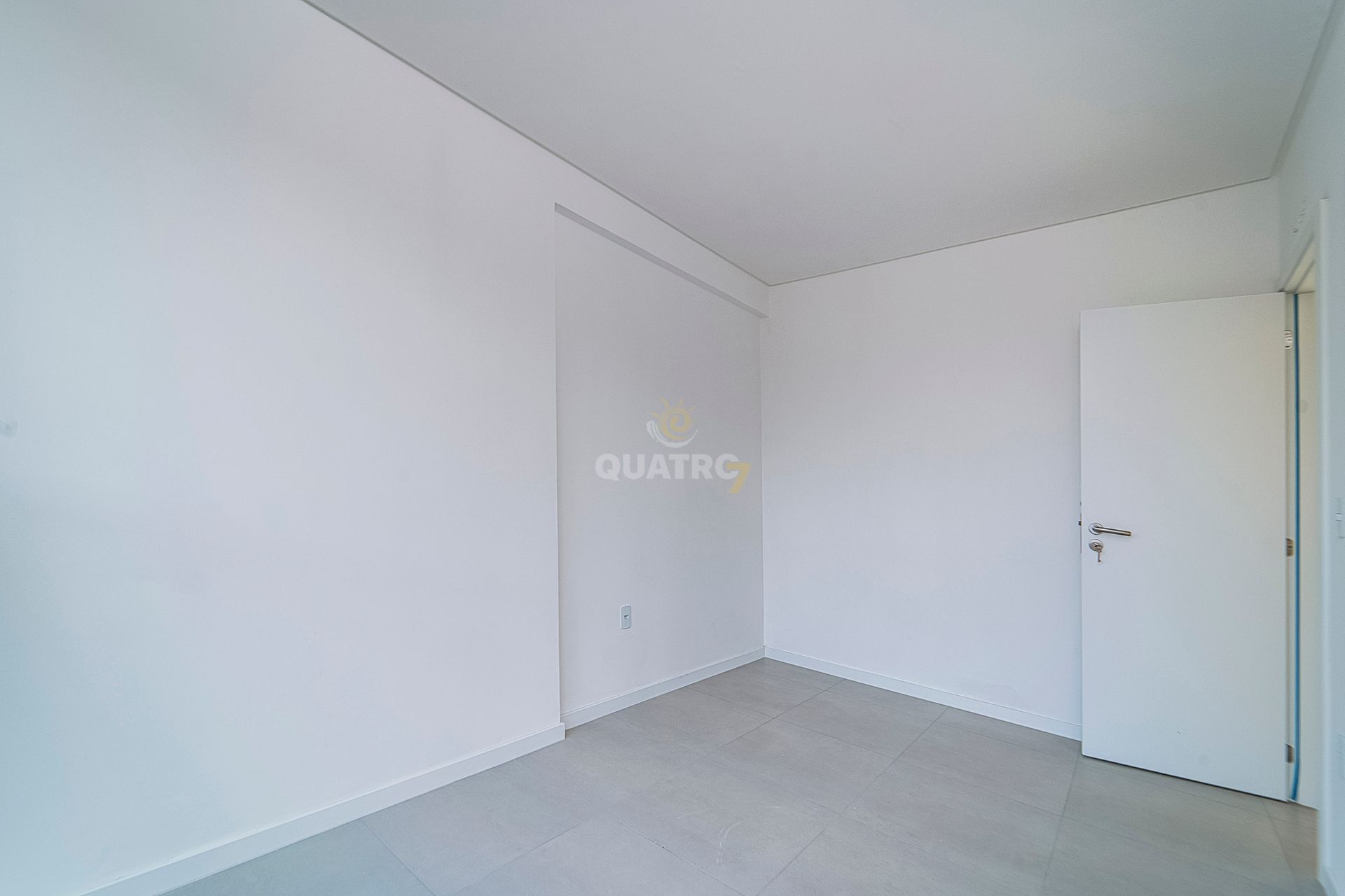 Apartamento à venda com 2 quartos, 77m² - Foto 21