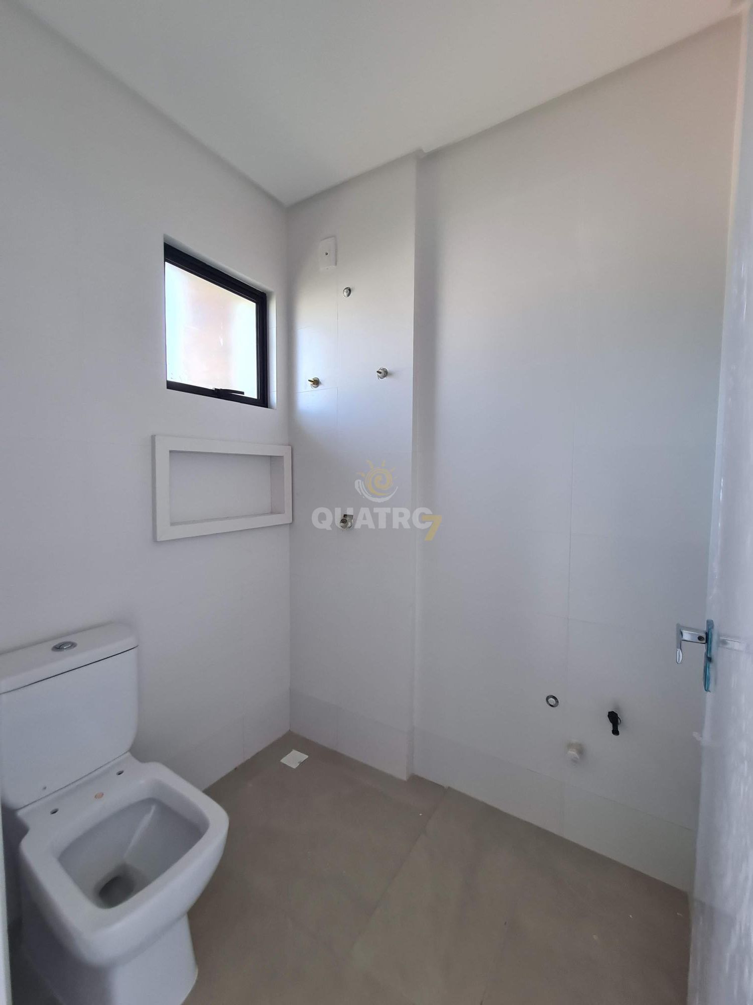 Apartamento à venda com 3 quartos, 209m² - Foto 11