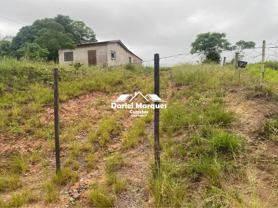 Sítio localizado em Santa Flora!