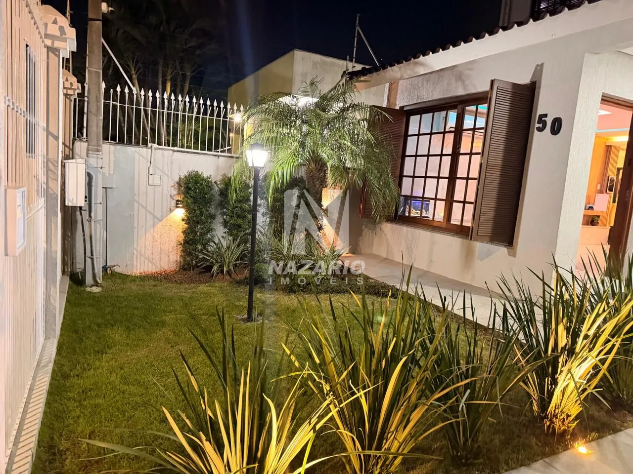 Sobrado, 3 quartos, 279 m² - Foto 1