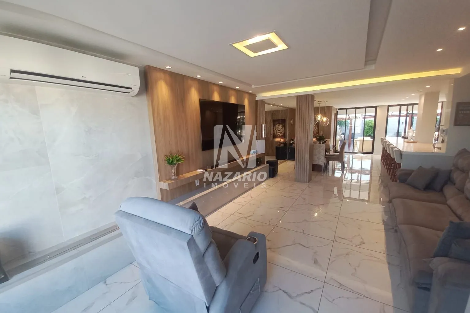 Sobrado, 3 quartos, 279 m² - Foto 2
