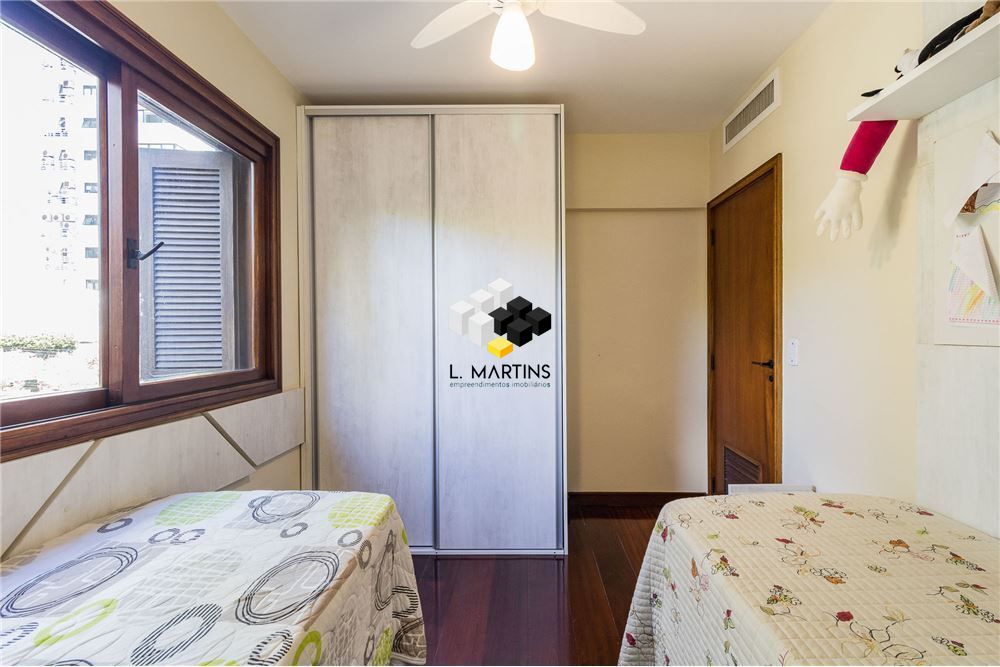 Apartamento à venda com 3 quartos, 258m² - Foto 34