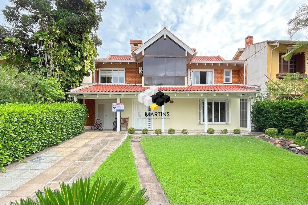 Casa de Condomínio de 5 quartos, 300m² no bairro Ipanema, em Porto Alegre | Eu Corretor