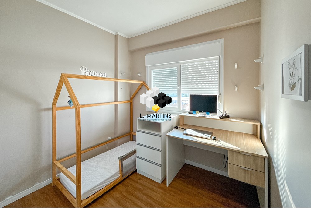 Apartamento à venda com 2 quartos, 60m² - Foto 15