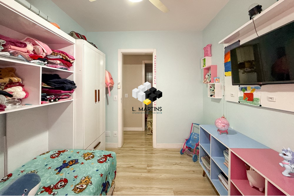 Apartamento com 2 Dormitórios à venda, 52 m² por R$ 220.000,00 Apartamento com 2 Dormitórios à venda, 52 m² por R$ 220.000,00