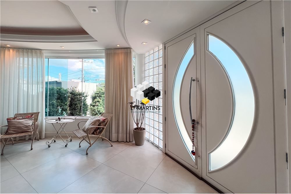 Casa de 4 quartos, 276m² no bairro Moinhos de Vento, em Canoas | Eu Corretor