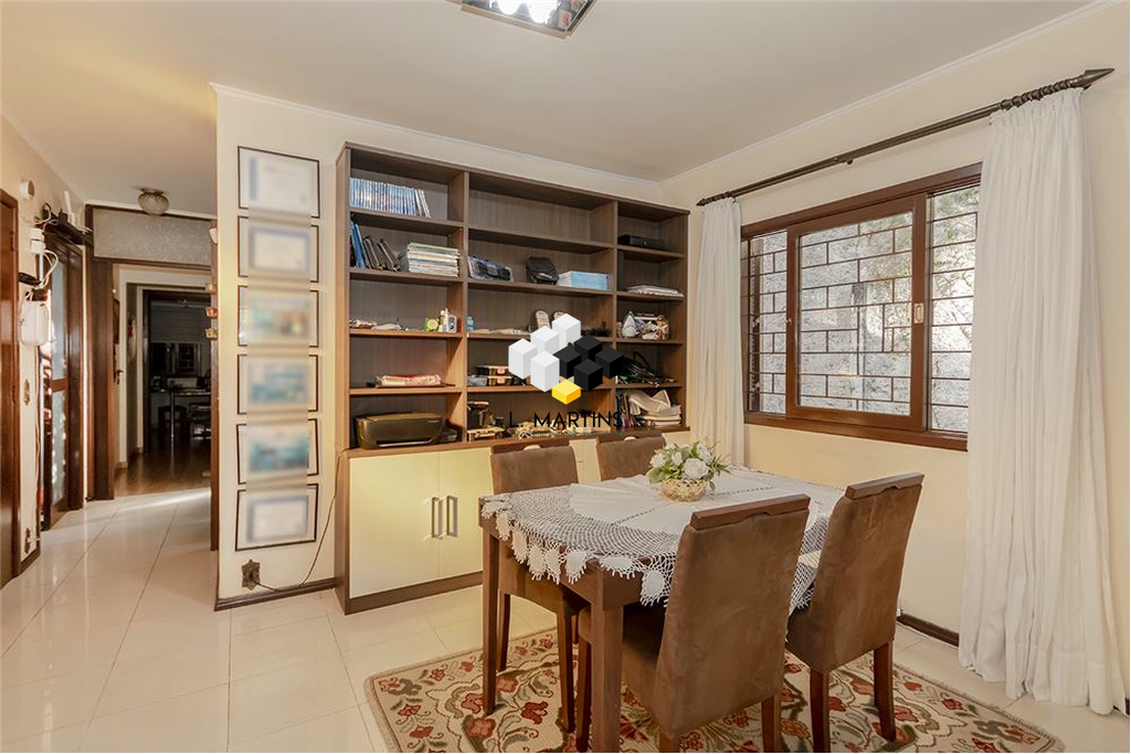 Casa de 4 quartos, 174m² no bairro Moinhos de Vento, em Porto Alegre | Eu Corretor