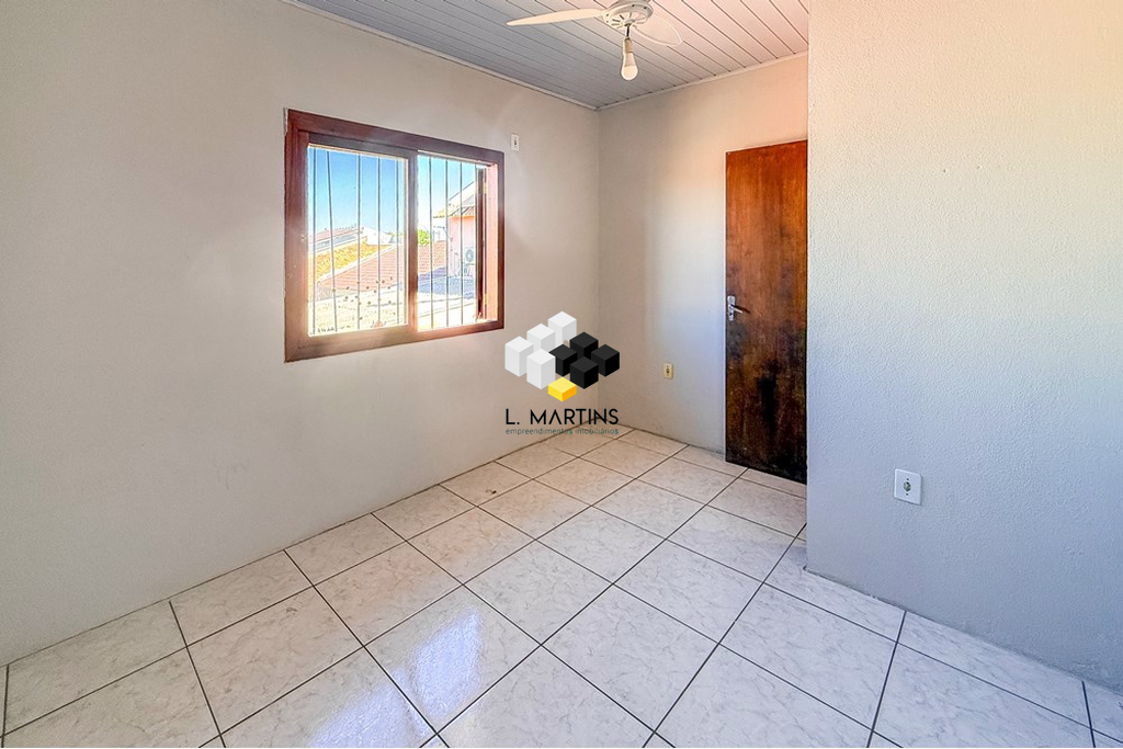 Casa com 2 Dormitórios à venda, 67 m² por R$ 319.000,00 Casa com 2 Dormitórios à venda, 67 m² por R$ 319.000,00