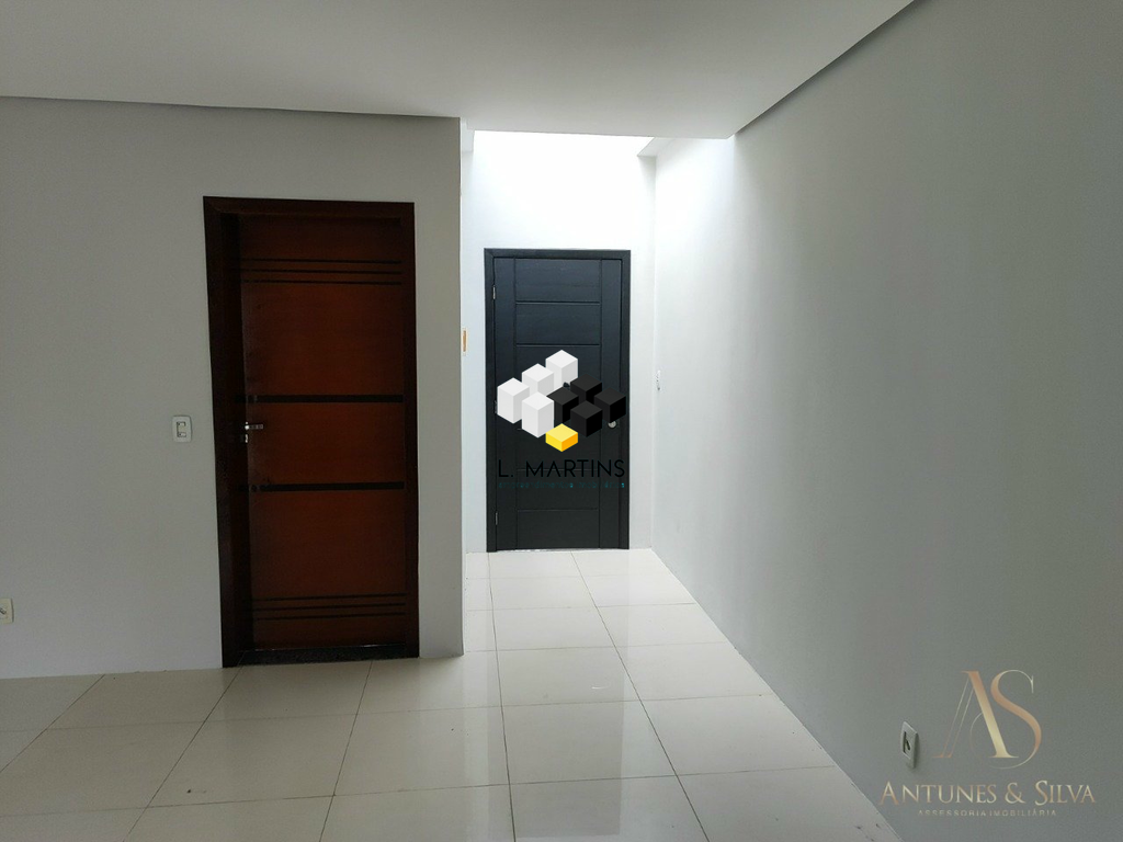 Casa à venda com 2 quartos, 96m² - Foto 11