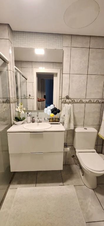 img165600694