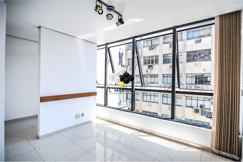 Sala comercial à venda  no Centro Histórico - Porto Alegre, RS. Imóveis