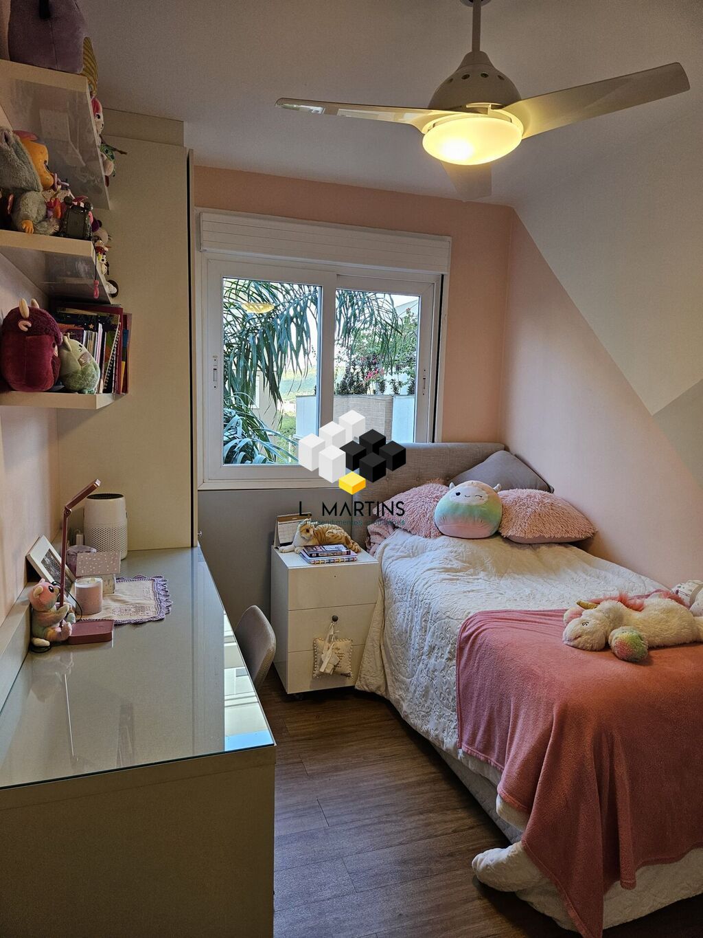 img142261035