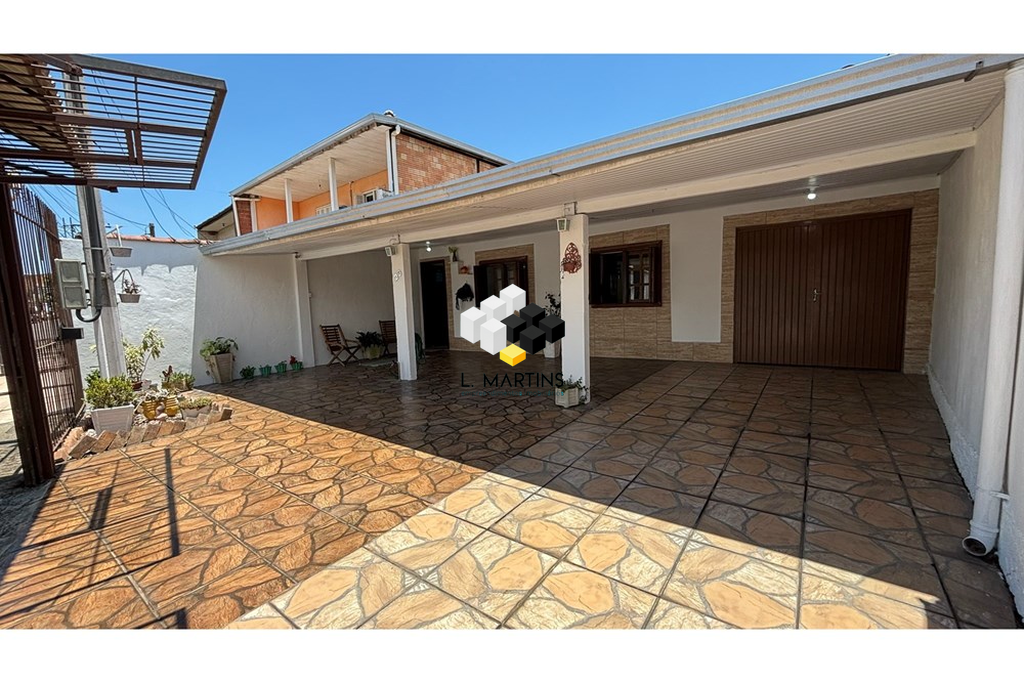 Casa à venda  no Guajuviras - Canoas, RS. Imóveis