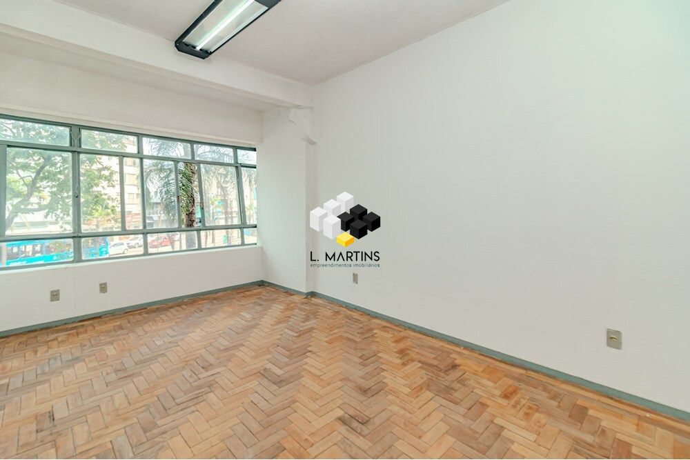 Sala Comercial de 410m² no bairro São Geraldo, em Porto Alegre | Eu Corretor