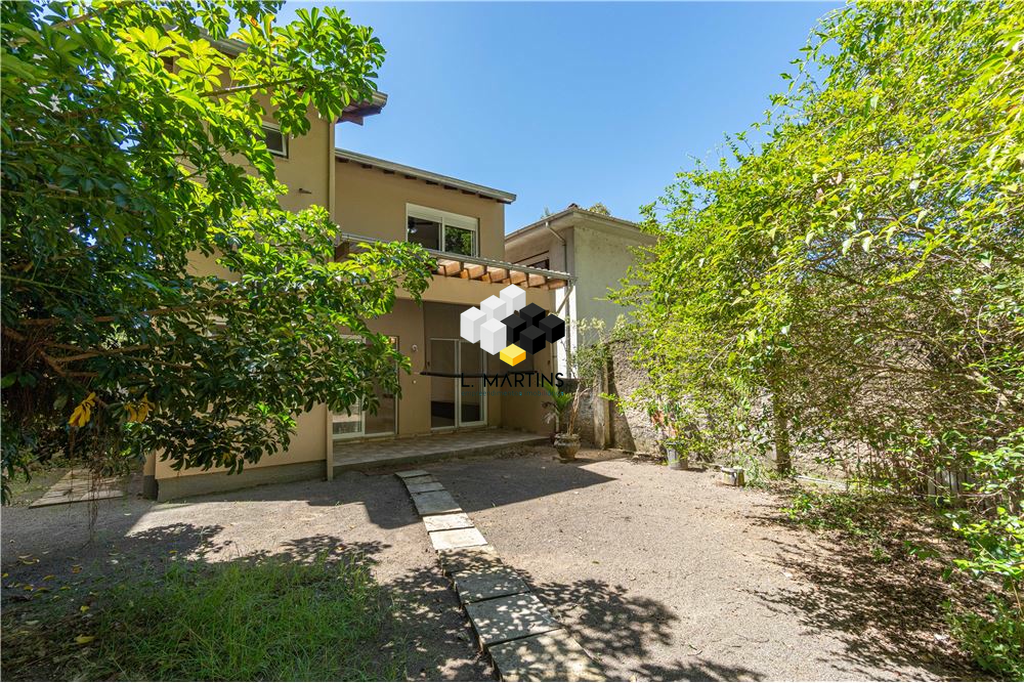 Casa à venda com 2 quartos, 203m² - Foto 7