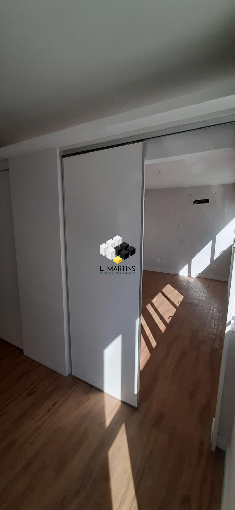 Sala Comercial de 33m² no bairro Menino Deus, em Porto Alegre | Eu Corretor