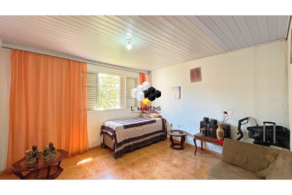 Casa à venda  no Partenon - Porto Alegre, RS. Imóveis