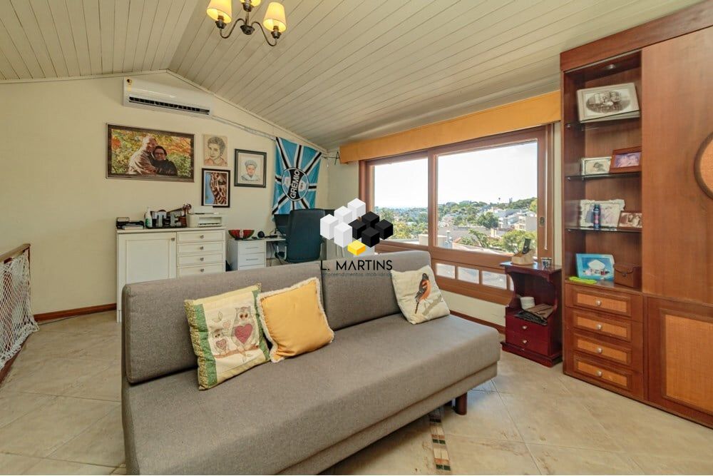 Casa de 3 quartos, 160m² no bairro Chácara das Pedras, em Porto Alegre | Eu Corretor