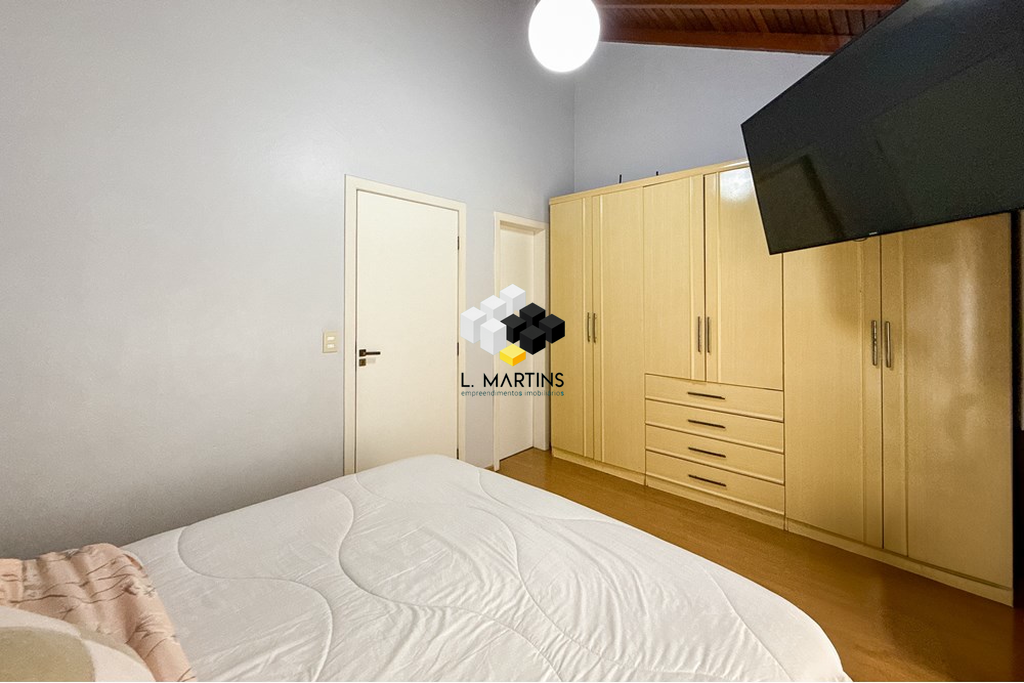 Casa à venda com 2 quartos, 98m² - Foto 5