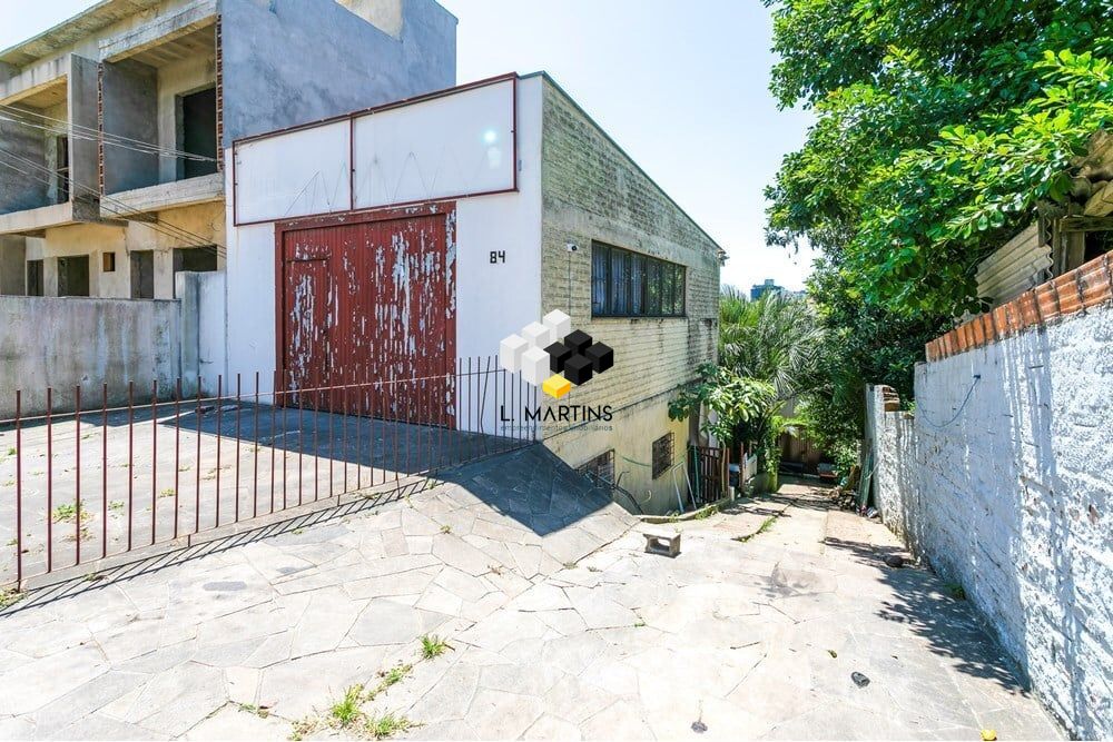 Casa à venda  no Jardim Itu - Porto Alegre, RS. Imóveis